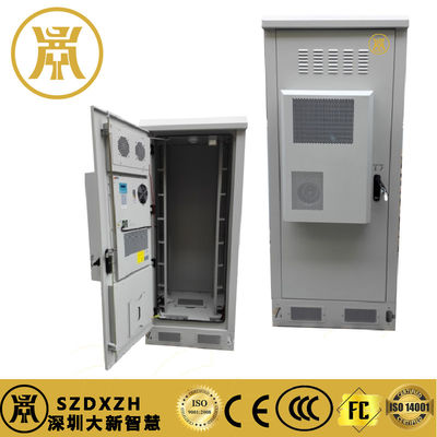 IP55 Armário exterior à prova de intempéries para sistemas de energia de armazenamento de energia híbrida com sistema de monitoramento remoto