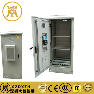 Armário de Telecomunicações Exteriores 42U Armário montado em rack anti-roubo personalizado com PDU